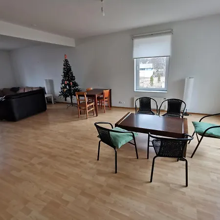 Inviting 4-Bed House In Turku Very Close Citycente Сasa de vacaciones Turku
