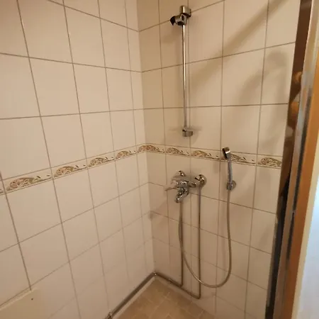 Inviting 4-Bed House In Turku Very Close Citycente Semesterbostad