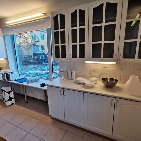 Inviting 4-Bed House In Turku Very Close Citycente Сasa de vacaciones *