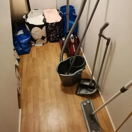 Inviting 4-Bed House In Turku Very Close Citycente Сasa de vacaciones
